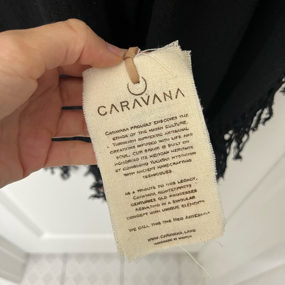 Caravana Ak Kin Tunic - Picture 2 of 4